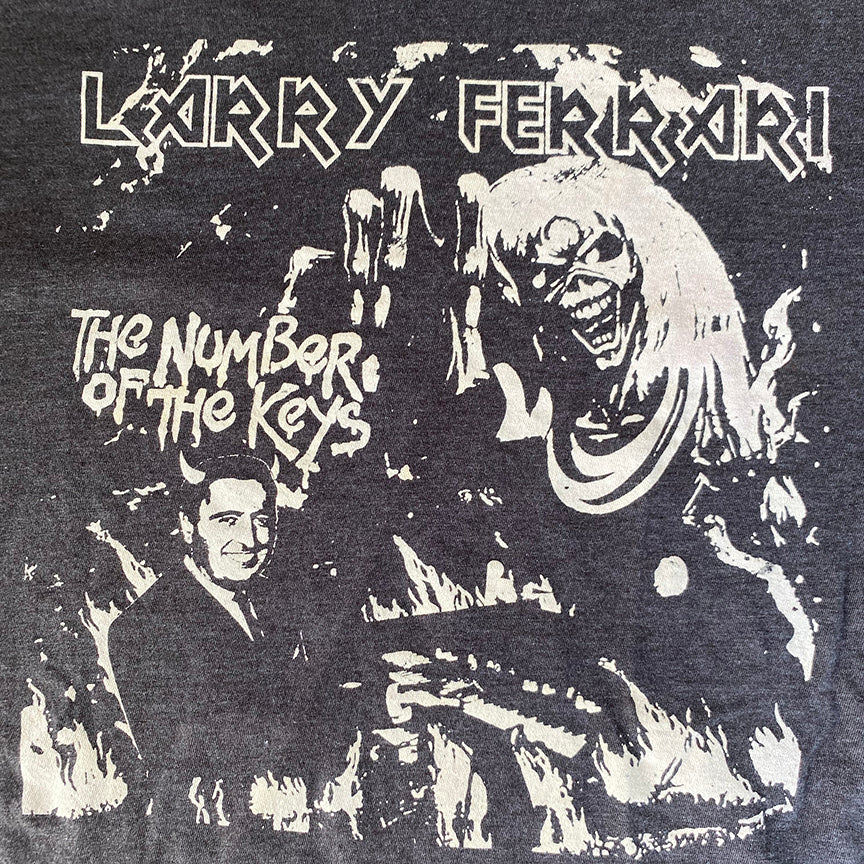 Iron Larry | T-Shirt
