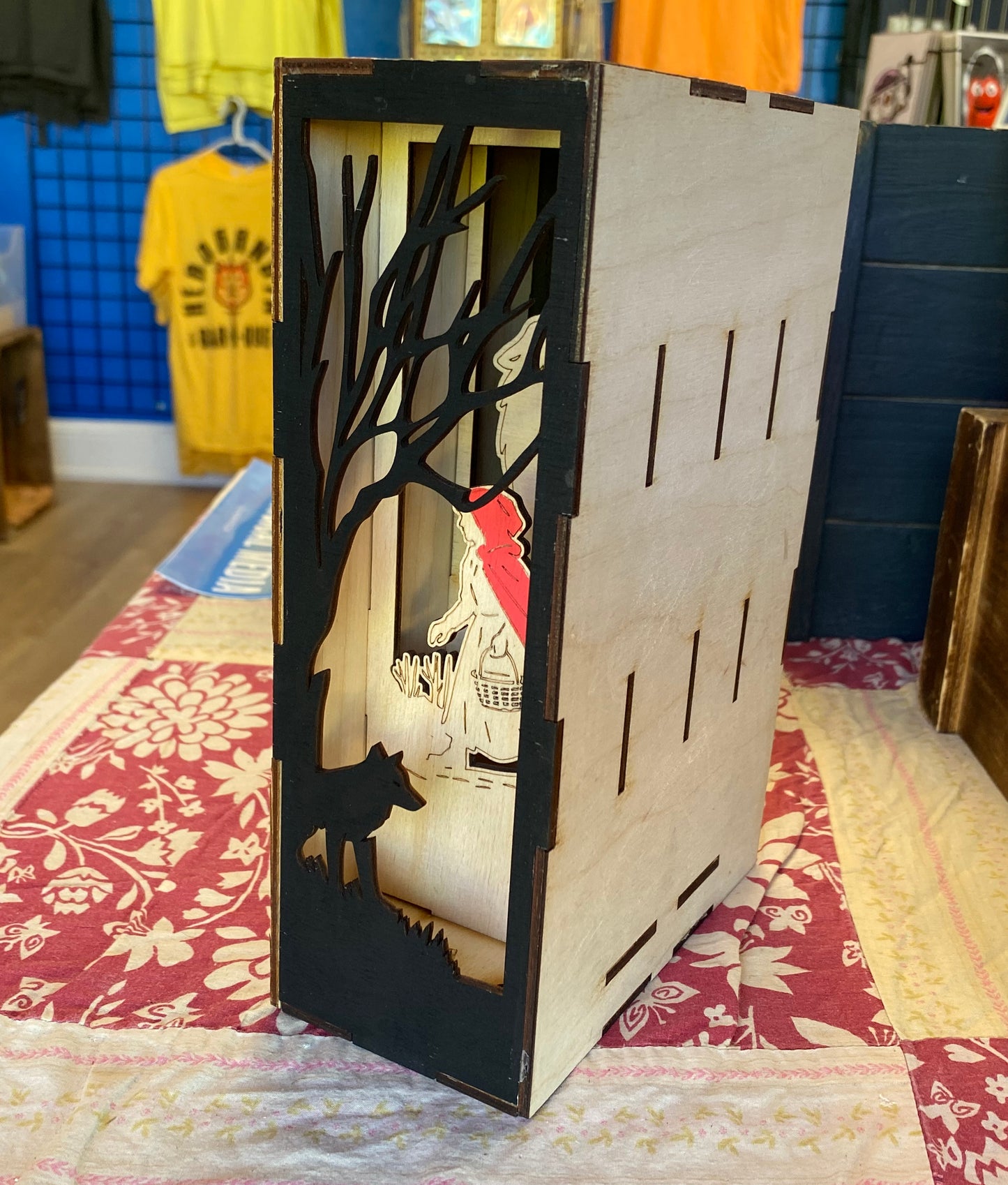 Red Riding Hood |Lightbox